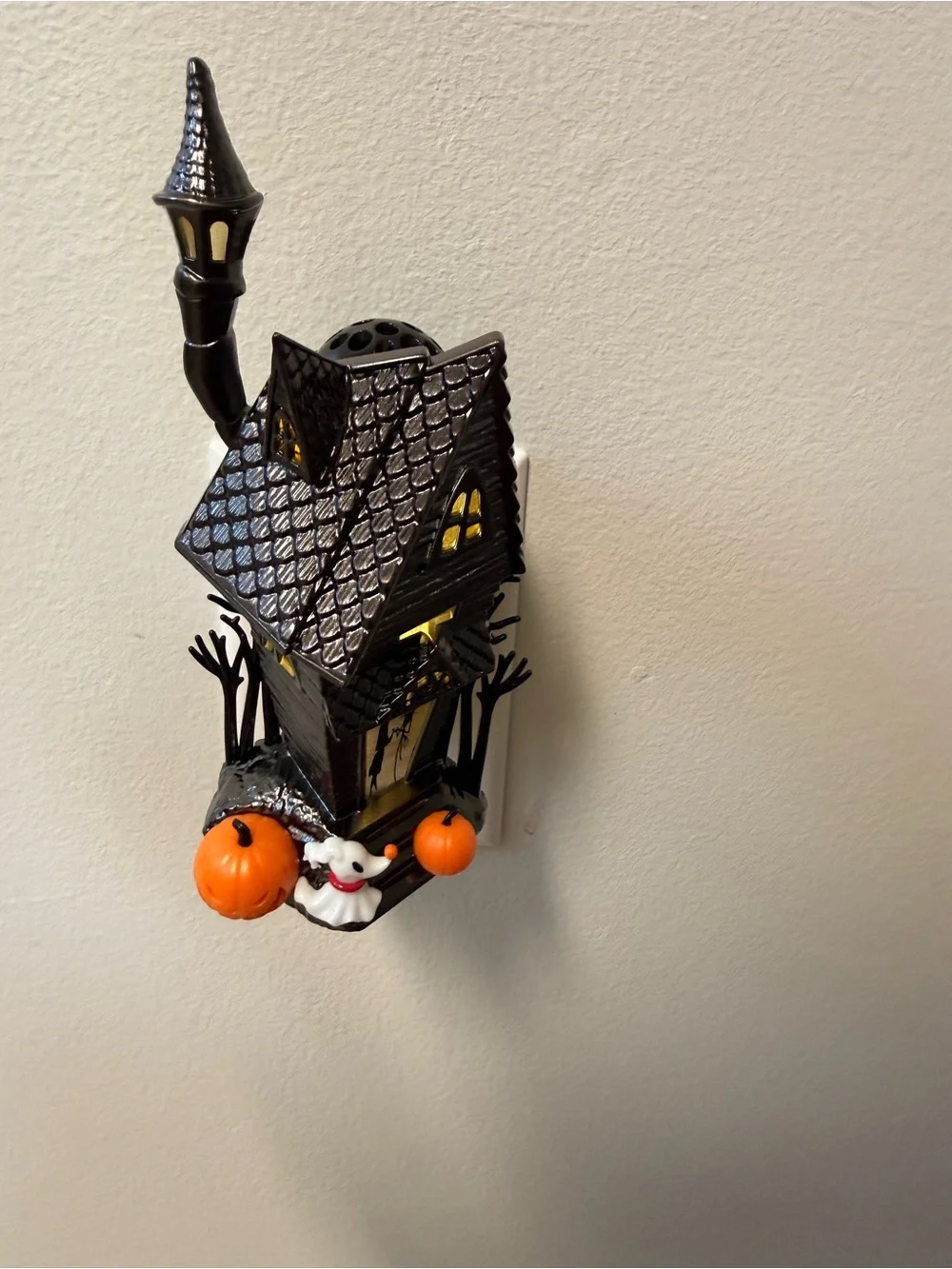 Bath and Body Works Jack and Sally House Wallflower Plug In